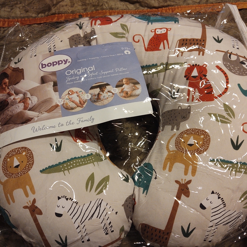 Boppy pillow
